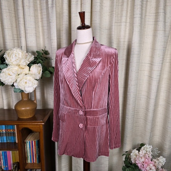 The Unbranded Brand Jackets & Blazers - Light Pink Velvet Blazer Boho Romantic Coquette Fairy Size Large